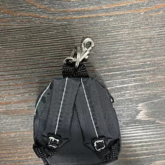 Mini Backpack Keychain from the 90's. Great Condition - Picture 3 of 3